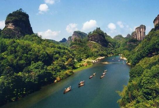 人少景美！五一小長(cháng)假最適合出游的的當地